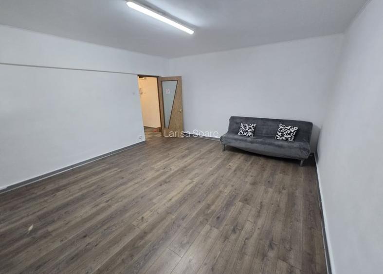 Garsoniera | bloc reabilitat | Virtutii | Statia de tramvai Orsova