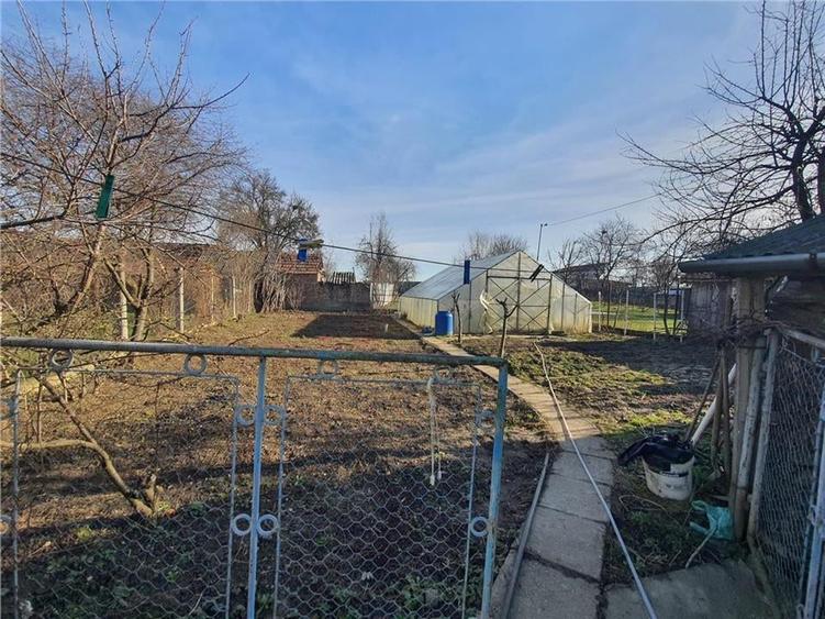 Casa singur in curte cu  700mp teren in orasul Avrig, 25km distanta de Sibiu - 17