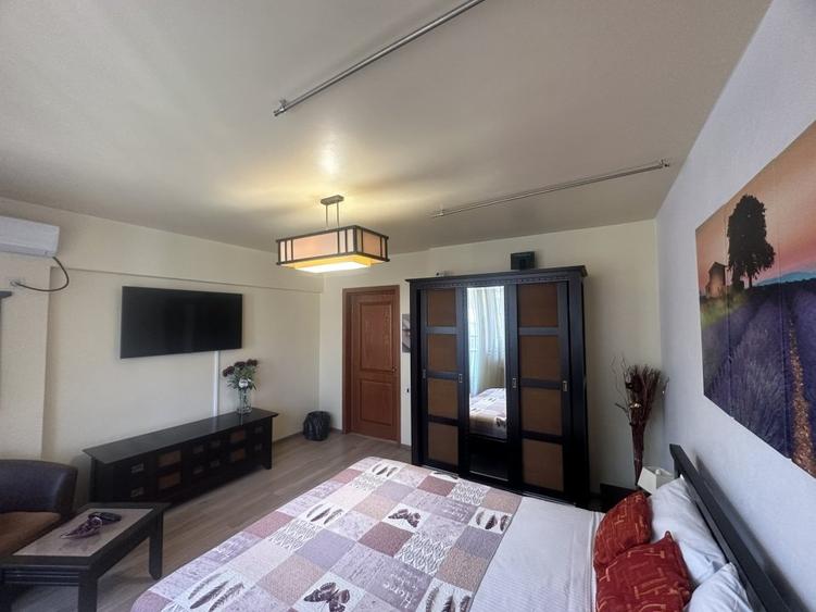 Apartament 2 dormitoare cu hol locuibil, 2 balc, centrala proprie, bloc solid - 7