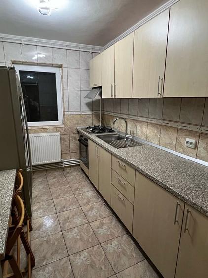 Ofer spre inchiriere Apartament 3 camere - 2