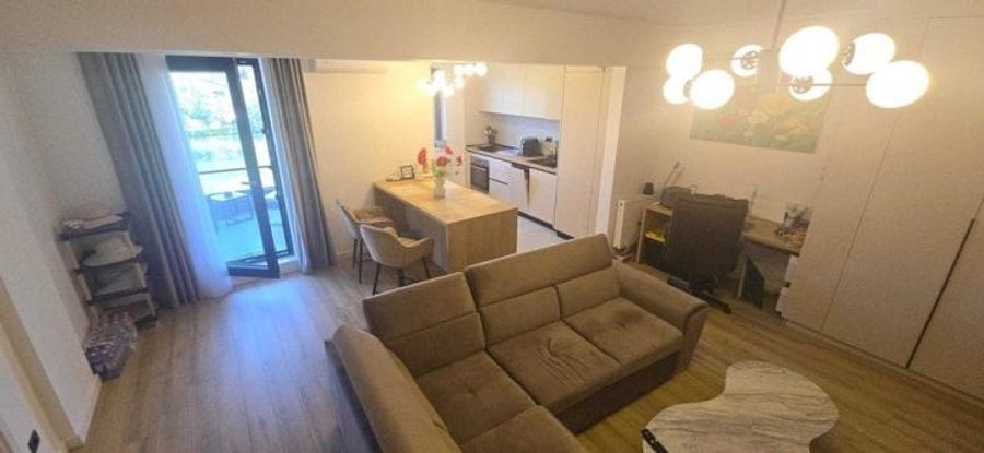 Apartament cu 2 camere decomandat, mobilat în Colentina