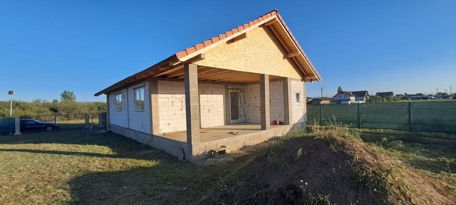 Casa Individuală la roșu | 3 camere | 92 mp | Teren 563 mp | Bărăbanț | - 1