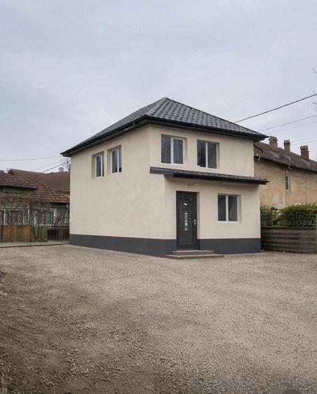 Vand casa langa Pia?a Centrala Campulung - 1