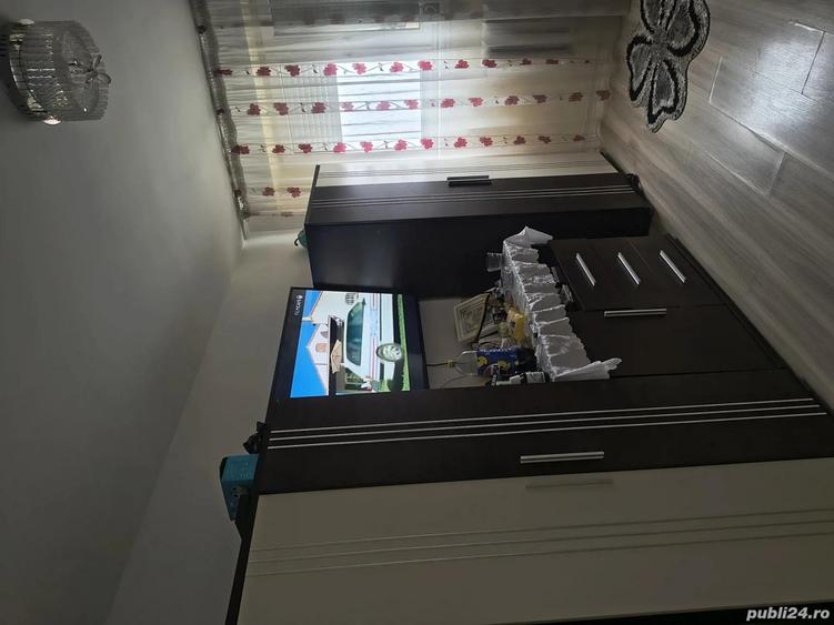 De vanzare apartament doua camere decomandat zona Viaduct - 2