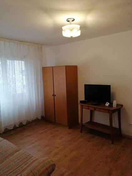 Apartament cu 3 camere la etaj intermediar, finisat mobilat si utilat - 5
