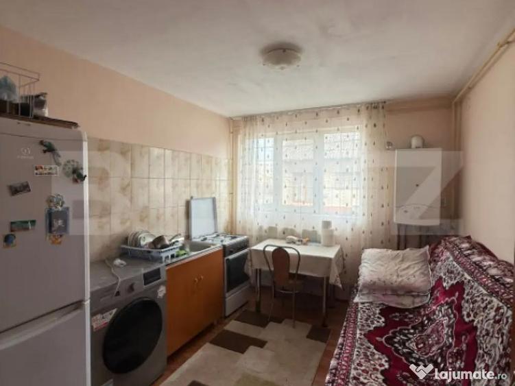 Apartament cu o camera, etajul 1, zona Bicaz - 3