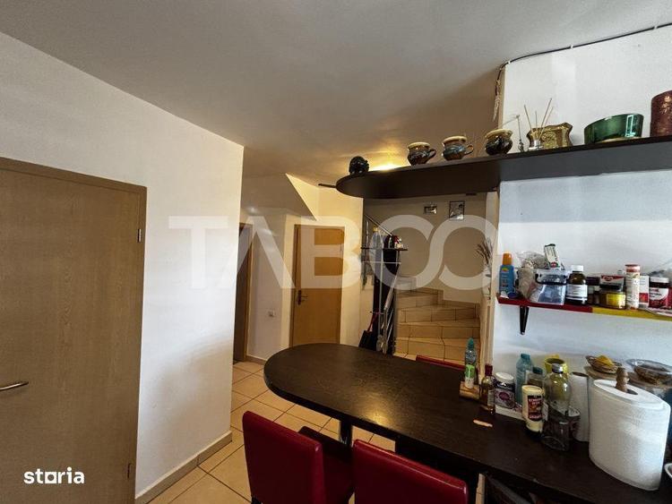 Casa tip insiruita de vanzare 100mpu 210mp teren Sura Mica Sibiu - 10