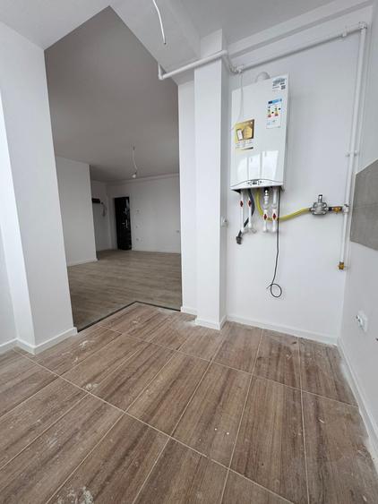 Garsoniera gata de mutat - Metrou D.Leonida - - 2