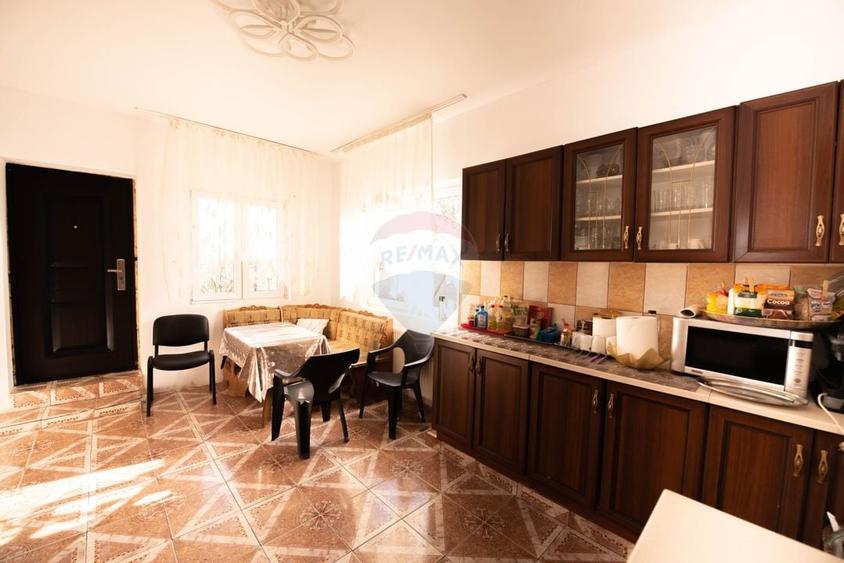 Casa individuala cu 6 camere de vanzare, Singureni, Cringuri, Giurgiu - 8