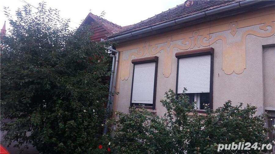 Vand casa in Reghin , posibilitate 2 famili, zona linistita,aproape de centru , toate utilitatile - 9