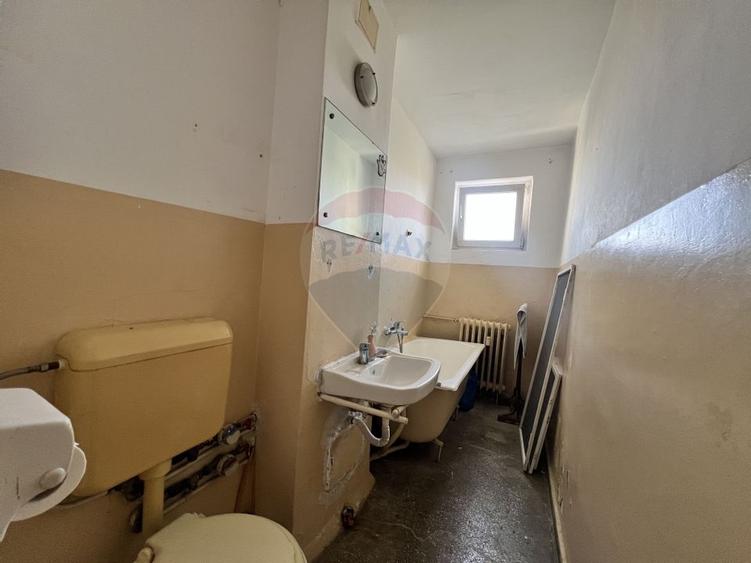 Garsoniera decomandata, luminoasa, Sos. Pantelimon nr. 237 - 12