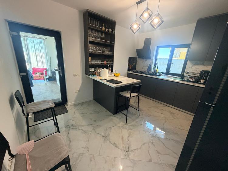 Casa moderna cu piscina P+1. 5 cam. Teren 603 mp - 20