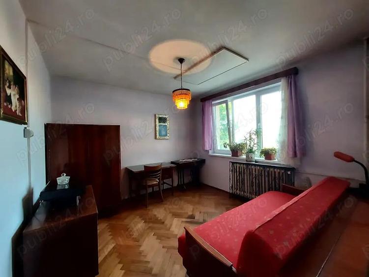 De vanzare apartament 3 camere, Deva 80 mp str. Titu Maiorescu, parter - 11