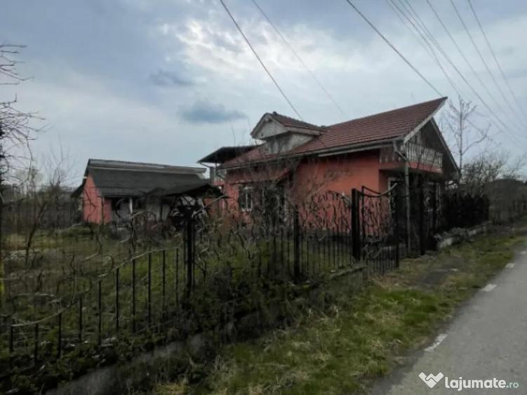 Casa P+M cu 2 corpuri, garaj ?i teren generos ~23 ari - 5