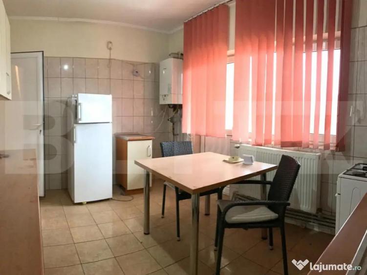 Casa de vanzare, 354 mp, zona Titu - 17