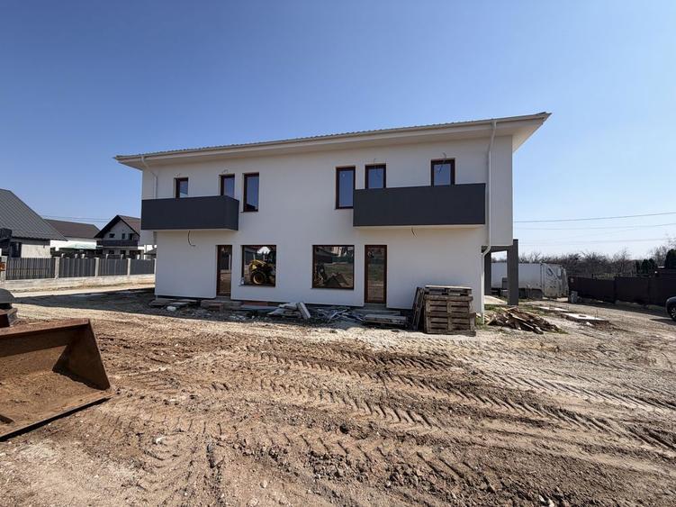 Casa Individuala Cuplata de vanzare in Paulesti 120 mp utili - 3