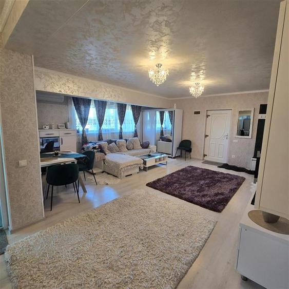 Apartament 4 camere 125 mp. Copou- La Castel - 1