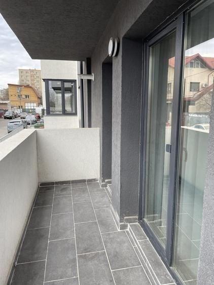 Apartament 2 camere de închiriat Apărătorii Patriei Loc de parcare - 9