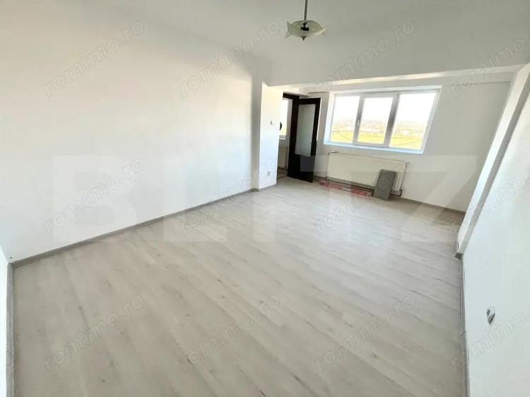 Garsoniera spa?ioasa 38 mp, renovata etaj 6 cu lift, centrala proprie - 2