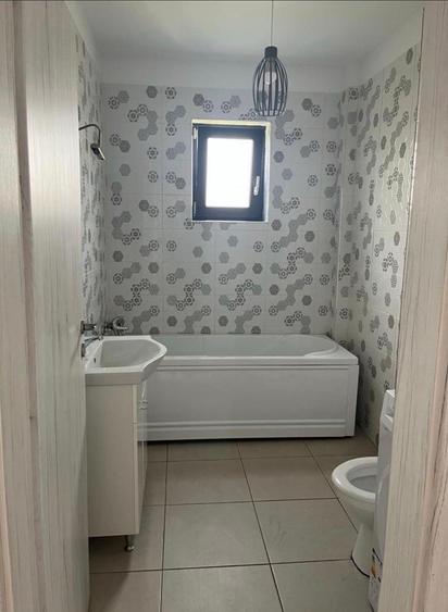 Ap. 2 cam, bloc nou, boxa 4mp la subsol + loc parcare inclus, mobilat si utilat - 4