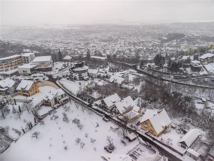 Tur LIVE & FILM! Vila + pensiune, pe 1.500 mp teren, Drumul Poienii, Brasov - 25