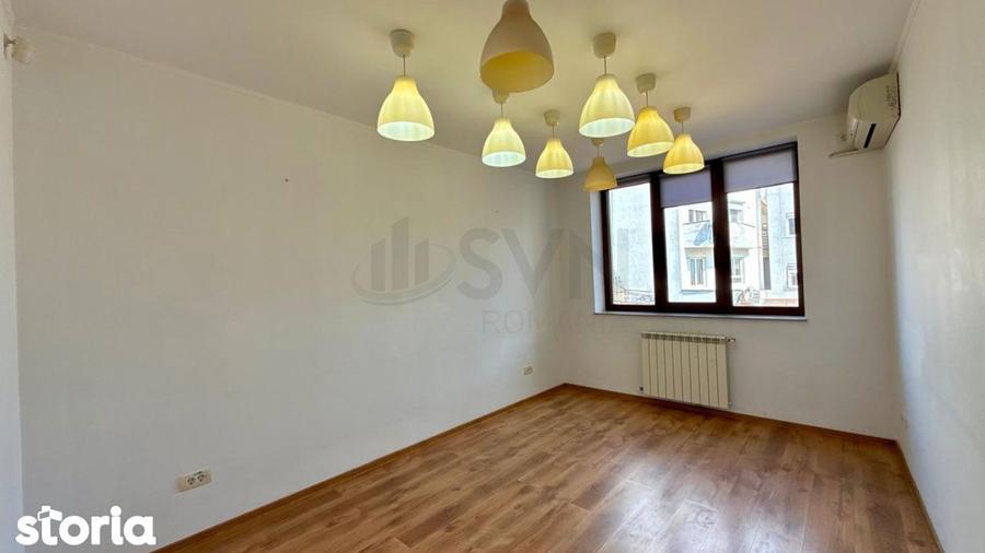 Apartament cu 4 camere decomandat în Floreasca