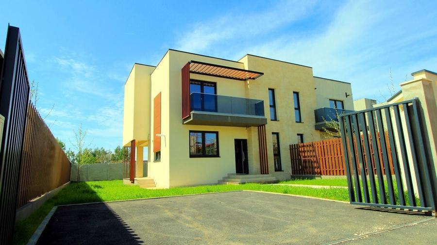 Casă individuală cu 4 camere cu Canalizare în Berceni