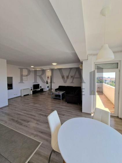 Apartament cu 2 camere decomandat, mobilat în Torontalului