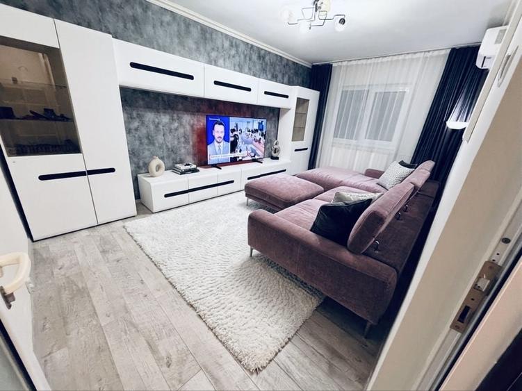 Apartament cu 2 camere decomandat în 9 Mai