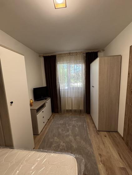 Apartament cu 2 camere semidecomandat, mobilat în Vest - Lamâița