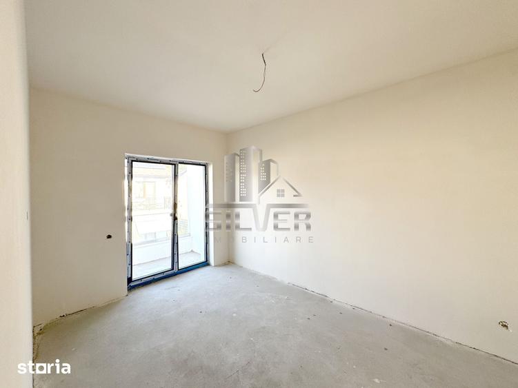 Casă cu 4 camere cu Teren 180 Mp în Florești