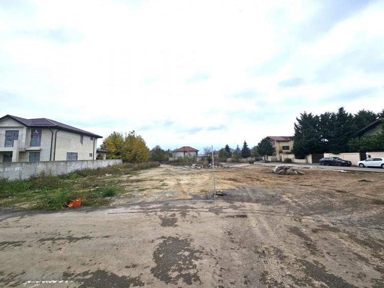 Teren Construcții intravilan de 420 mp, în Ștefăneștii de Jos