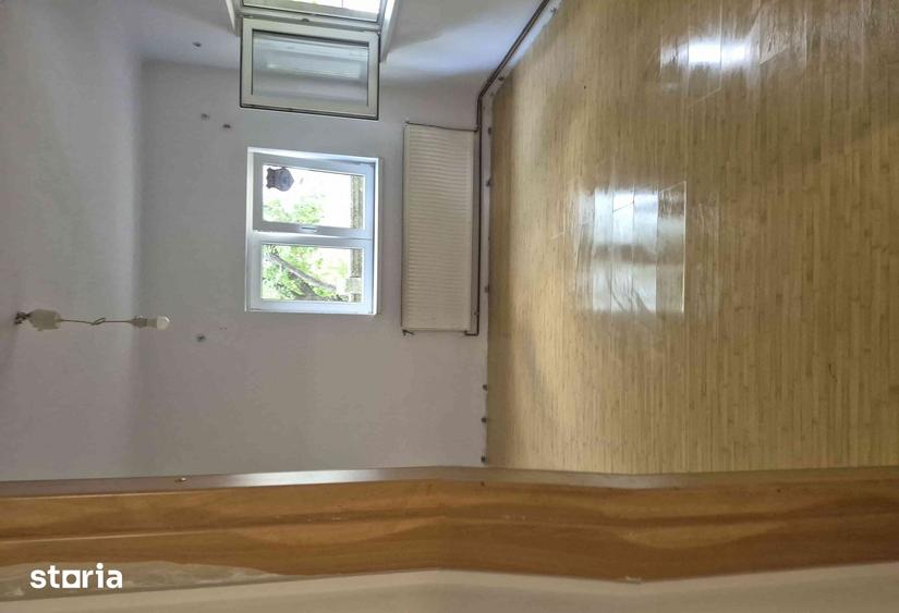Casă cu 2 camere cu Teren 300 Mp în Colentina