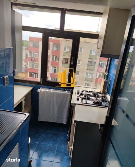 Apartament cu 3 camere decomandat în Găvana
