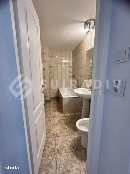 Apartament cu 3 camere decomandat în Plopilor