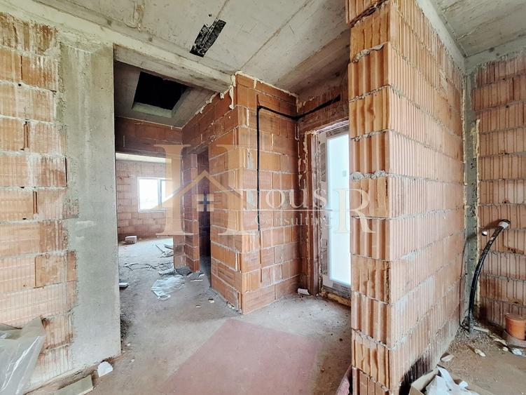 Duplex cu 3 camere cu Canalizare în Urseni
