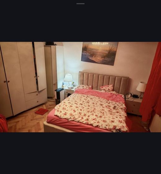 Apartament cu 4 camere semidecomandat în Moșilor