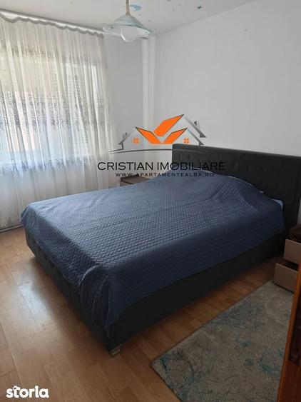 Apartament cu 2 camere semidecomandat în Cetate