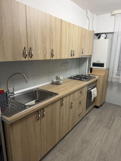 Apartament cu 2 camere decomandat, mobilat în George Enescu