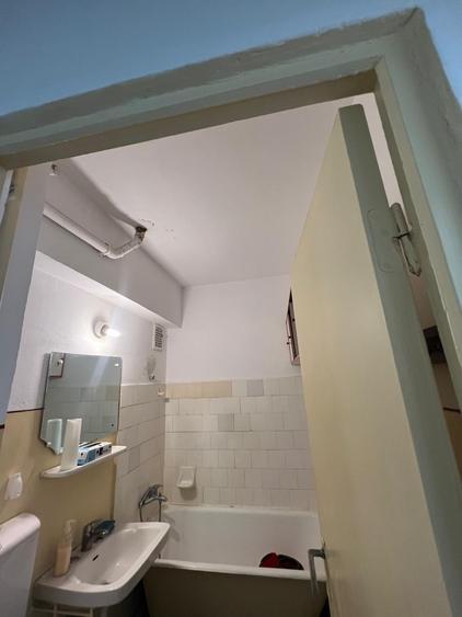 apartament decomandat, 3 camere, 2 balcoane, gaz, an 1972, 120.000 euro - 9