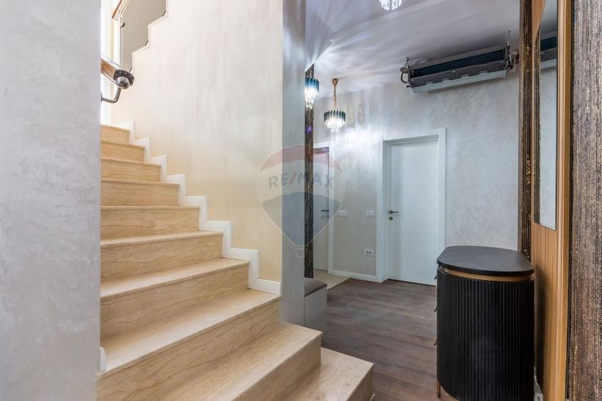 Casă / Vilă de lux cu 5 camere de vânzare în zona Sud/Com.Berceni/ - 9