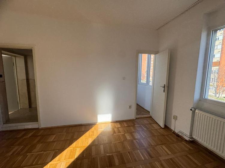 spațiu versatil, 5 camere, ideal pentru dezvoltarea unei activități, - 6