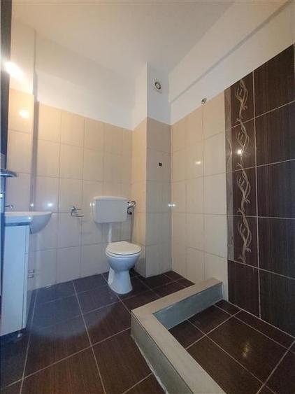 Apartament 2 camere, Navodari, Zona Kaufland,  Bloc Nou, Bine Pozitionat - 8
