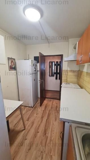 Apartament 2 camere,parter,semidecomandat,zona Coca Cola - 7