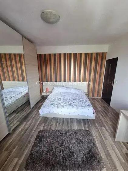 Central - Vanzare apartament 2 camere - Str. Cuza Voda