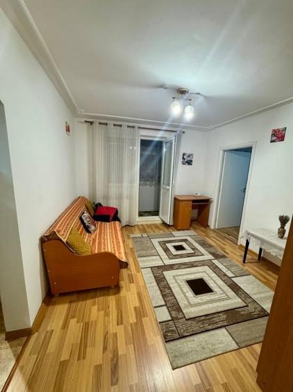 PODU ROS - COLEGIUL EMIL RACOVITA - ETAJ 1 - 2 CAMERE RENOVAT - MUTARE IMEDIATA! - 4