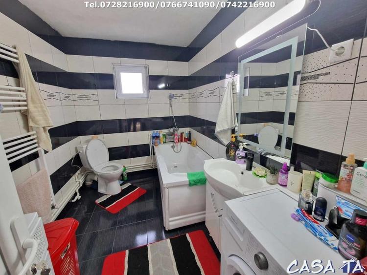 Casa P+1, situata in Curtisoara - 12