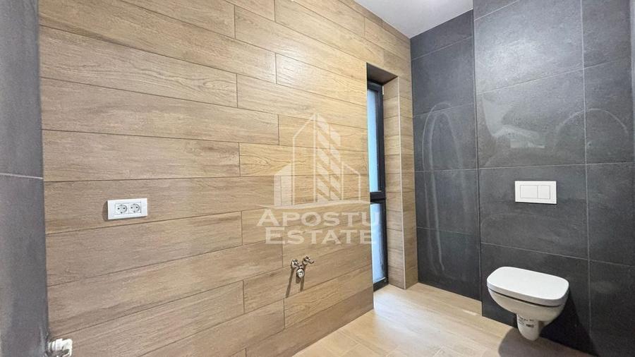 Casa individuala in zona Buziasului, carport - 4