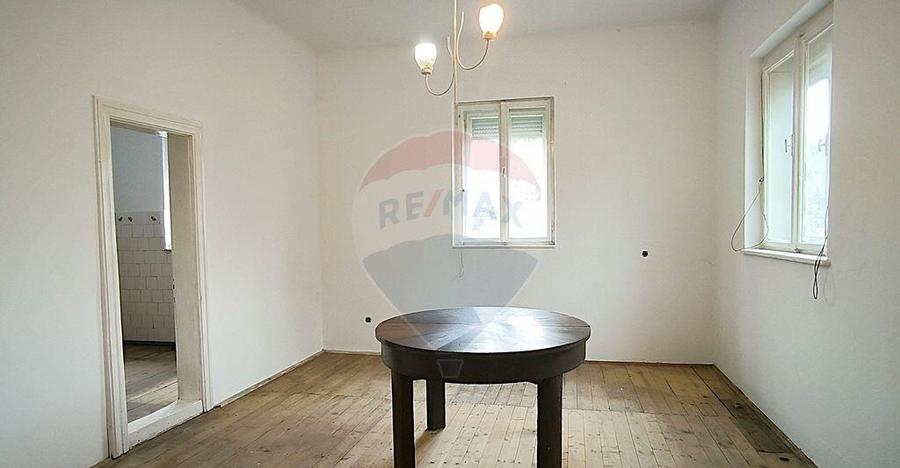 Casa pe un nivel in Medias, teren 533 mp, curte dreapta - 9