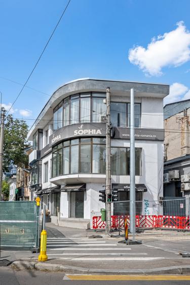 Spațiu comercial, de 61.439998626709 mp, în Gara de Nord